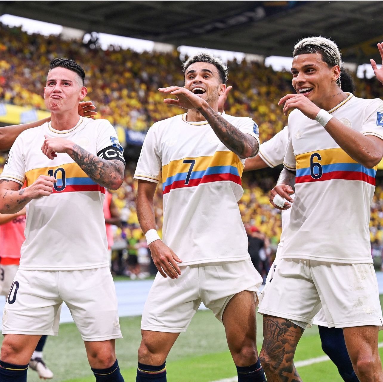 Colombia 100 Years Soccer Jersey – New With Tags – Sizes S To 4XL (Read Desc)